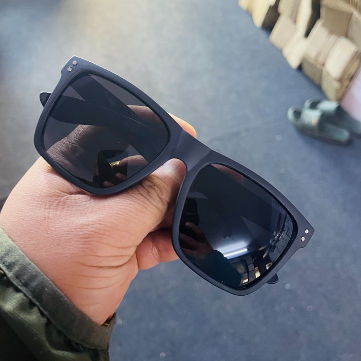 New%20Matte%20Black%20Square%20Full%20Rim%20Sunglasses%20for%20Men%20%7C%20Polycarbonate%20Lens%20Fashion%20Eyewear%20Accessory%20-%20Image%207