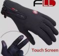 Black Waterproof And Windproof Gloves For Men. 