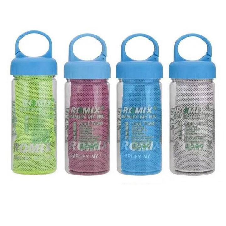Romix%20Rh24%20Ice%20Evaporative%20Sports%20Gym%20Cooling%20Towel%20With%20Plastic%20Bottle%20-%20Image%204