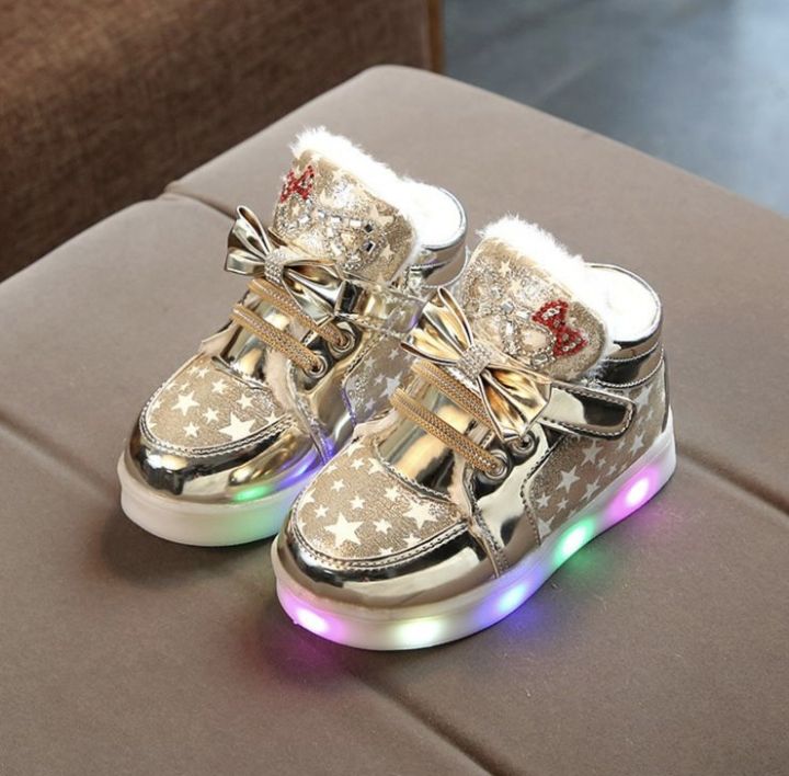 Cozykids%20-%20Baby%20Girl%20Glitter%20Sneakers%20LED%20Lights%20Shoes%20With%20Velcro%20-%20Image%202