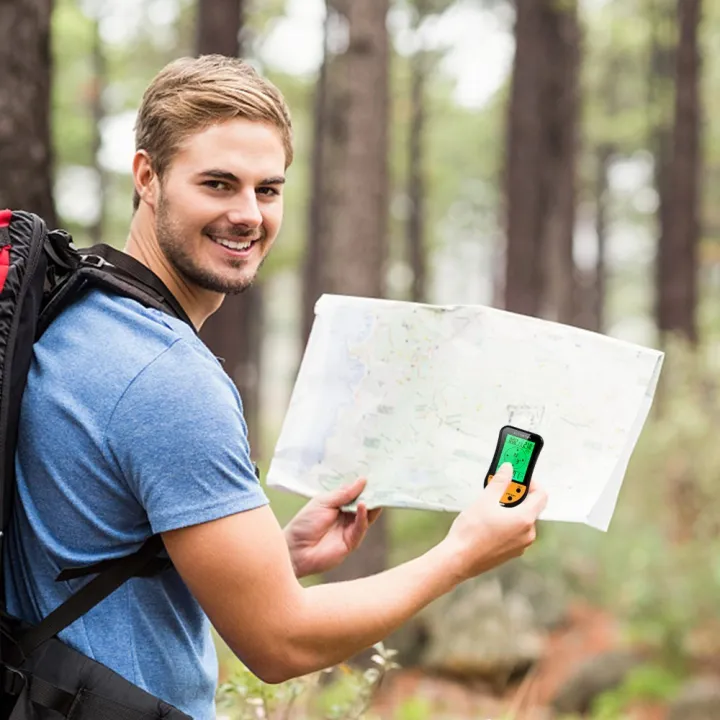 Electronic%20Digital%20Altimeter%208%20in%201%20Multifunction%20LCD%20Backlight%20Mini%20Altimeter%20Barometer%20Compass%20Thermometer%20Weather%20Forecast%20Clock%20Calendar%20for%20Outdoor%20Climbing%20Hiking%20Fishing%20-%20Image%204