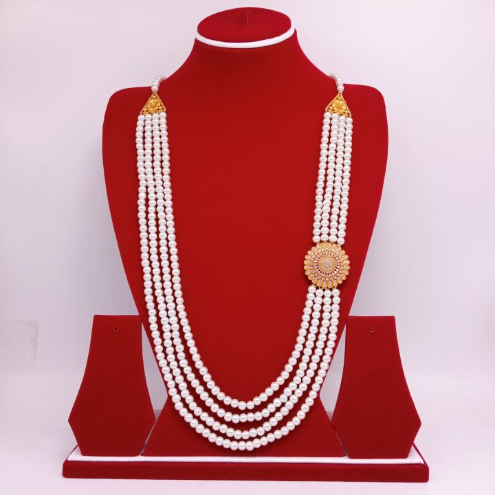 Abhushan Gallery Panchadhatu Gold Plated White Moti Chandrahaar With Simple Design Zircon Flower In Middle For Women