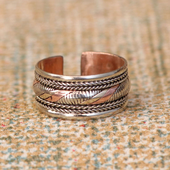 Infinity%20Symbol%20Finger%20ring%20-%20Image%203