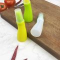 Heat-Resistant Silicone Oil Brush Bottle Oil Dispenser Curved Bottle with Lid Barbecue Oil Brush with Scale Baking Brush Bottle Butter. 