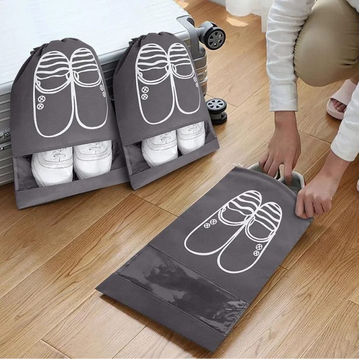 1Pc%20Portable%20Travel%20Shoe%20Bag%20,%20Waterproof%20Shoe%20Bag%20For%20Gym%20,%20Travel,Space-saving%20Dust-proof%20Storage%20Bag%20With%20Rope%20Non-woven%20Shoe%20Bag%20-%20Image%202