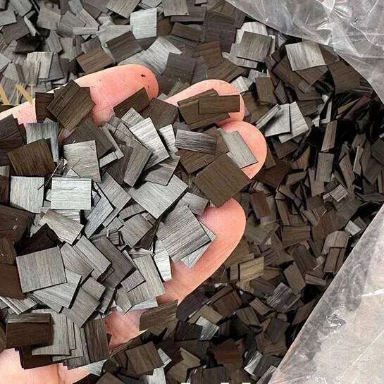 Imported%20T700%20carbon%20fiber%201-20mm%20strip%20sheet%20forging%20strength%20and%20high%20conductivity%20modified%20coating%20chopped%20-%20Image%202