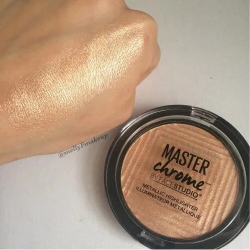 Maybelline%20New%20York%20Master%20Chrome%20Metallic%20Highlighter,%20Molten%20Gold%206.7gm%20-%20Image%204