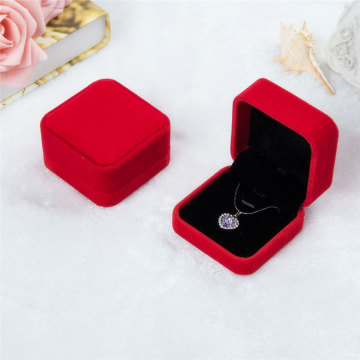 Pendant%20Necklace%20Box%20Classic%20Jewelry%20Gift%20Boxes%20for%20Wedding%20Christmas%20Thanksgiving%20Birthday%20Gift%20Displays%20Showcase%20Gift%20for%20Women%20Velvet%20-%20Image%203