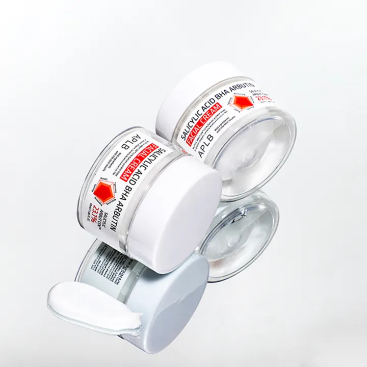 APLB%20%E2%80%93%20Salicylic%20Acid%20BHA%20Arbutin%20Facial%20Cream%2055gm%20-%20Image%204