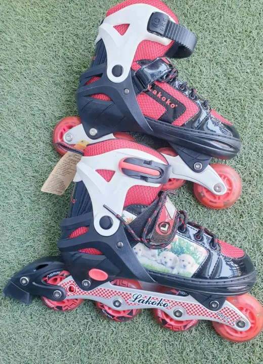 Roller%20Skets%20Shoes%20Adjustable%20%2038-41%20Europian%20Size%20in%20Red%20and%20Black%20Colour%20By%20Mitrata%20-%20Image%206