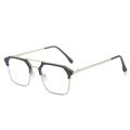 Fashion Square Photochromic Glasses Man Luxury Anti Blue Light Glasses Classic Color Changing Eyewear Men Metal Frame. 