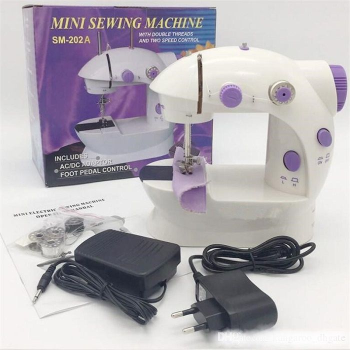 SM-202A%20Mini%20Portable%20Sewing%20Machine%20-%20Image%203
