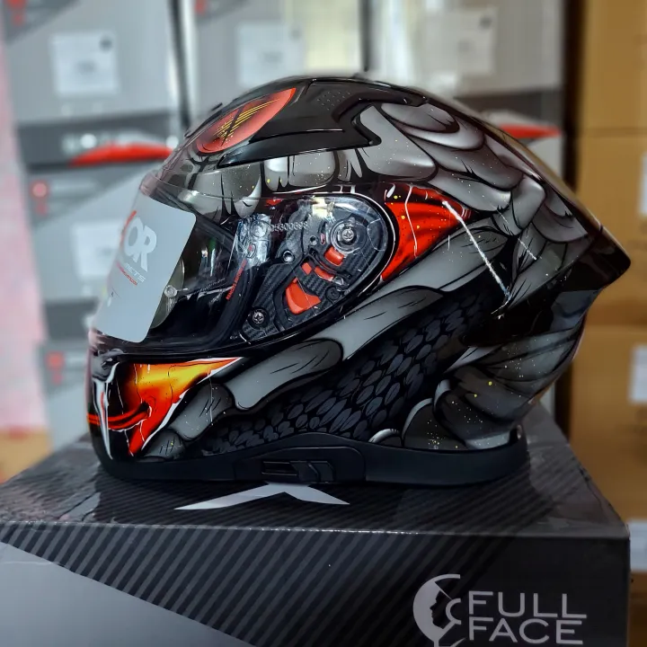 Axor%20Apex%20Venomous%20Black%20Grey%20Helmet%20%7C%20AXOR%20Apex%20ECE%20&%20DOT%20Certified%20Polycarbonate%20Helmet%20%7C%20Protective%20Wear%20For%20Riders%20-%20Image%208