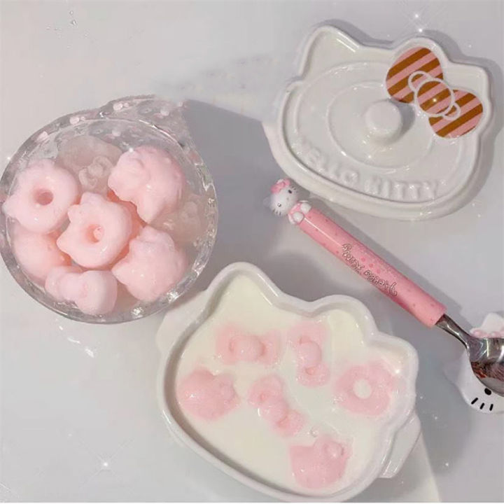 Kawaii%20Cartoon%20KT%20Cat%20Food%20Grade%20Silicone%20Ice%20Cream%20Mold%20Diy%20Juice%20Ice%20Cube%20Maker%20Ice%20Tray%20Popsicle%20Mould%20Kitchen%20Baking%20Tool%20-%20Image%204
