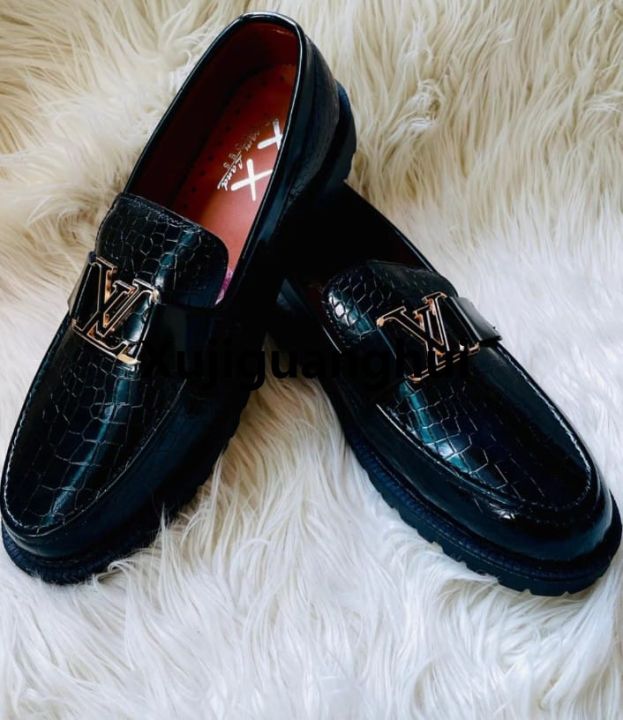 Xujiguanghui%20Pumpy%20shoes%20are%20designed%20in%20very%20beautiful%20brown%20color%20for%20men%20and%20boys%20which%20are%20very%20special%20and%20very%20strong%20and%20their%20sole%20is%20also%20very%20thick%20and%20they%20look%20very%20stylish%20to%20wear.%20-%20Image%205