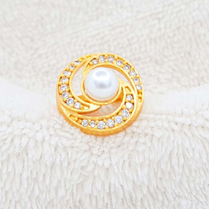 Gold Polished Ring For Partywear | Moti Ring Design Imitation Pearl ...