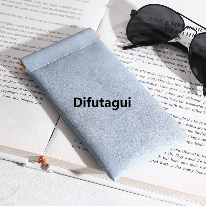 Difutagui%20Fashion%20%5B%20New%20%5D%20Carry%20Sunglasses%20at%20Any%20Time%20Storage%20Bag%20Pressure-Proof%20Flannel%20%E3%80%902025%20Version%E3%80%91%20Bag%20Closed%20Glasses%20Storage%20Glasses%20Bag%20Universal%20Simple%20and%20Portable%20-%20Image%204