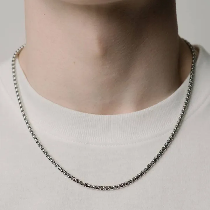 Simple%20Silver%20Plated%20Necklace%20For%20Men%20%7C%20Fashion%20Metal/Alloy%20Material%20Minimalist%20Chain%20Necklace%20For%20Men%20-%20Image%205