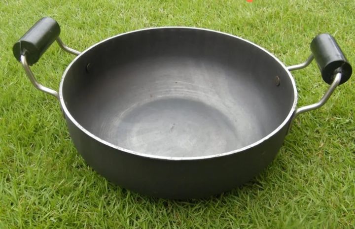 Iron Cooking Karahi