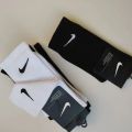 Nike Men's Everyday Cushioned Cotton Crew socks - Pack of  1 pair. 