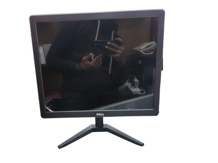 17%20inch%20Monitor%20HDMI%20And%20VGA%20-%20Image%202
