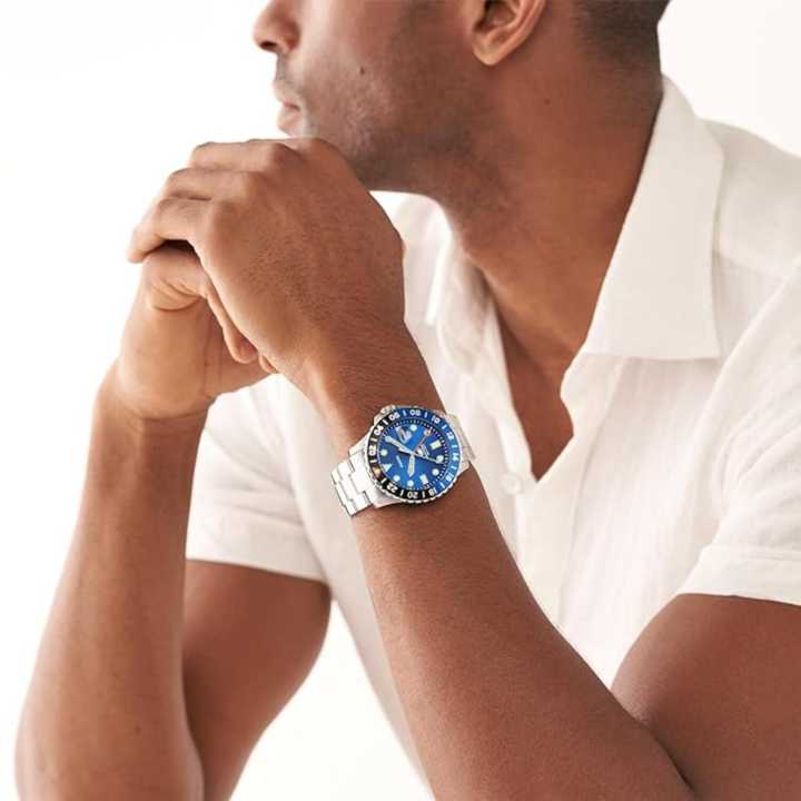 Fossil%20Silver/Blue%20Stainless%20Steel%20Business%20Watch%20For%20Men%20-%20FS5991%20-%20Image%206