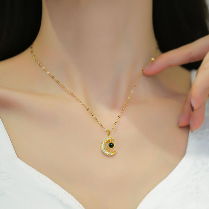 Adjustable%20Projection%20Necklace%20Romantic%20Lightweight%20100%20Languages%20Letter%20Necklace%20I%20Love%20You%20Pendant%20for%20Gift%20for%20Girlfriend%20-%20Image%202