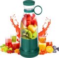 Portable USB Rechargeable Electric Mini Juicer Blender Smoothie Maker Fruit Extractor. 