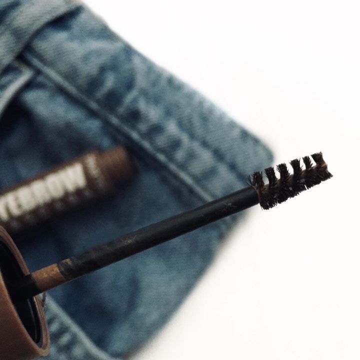 Pastel%20Profashion%20Eyebrow%20Mascara%20Deep%20Brown%2024-%204.2%20ml%20-%20Image%204