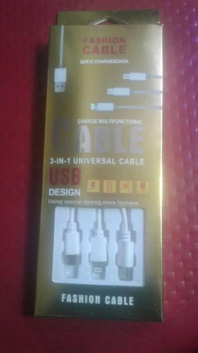 3 In 1 Magnetic USB Data Cable (Type-C, Micro USB, Lightning)