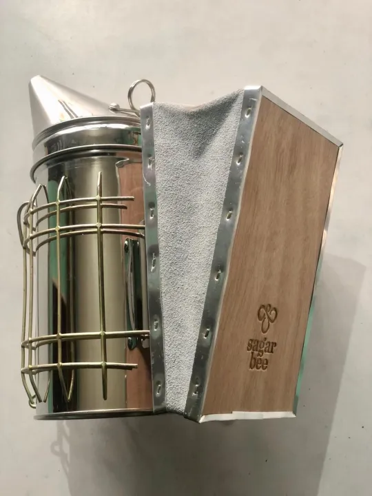 Bee%20Hive%20Smoker%20Stainless%20Steel%20-%20Image%202
