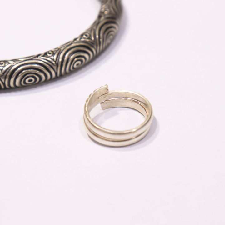 Beruwa%20Pure%20Silver%20Ring%20For%20Men%20and%20Women%20-%20Image%203