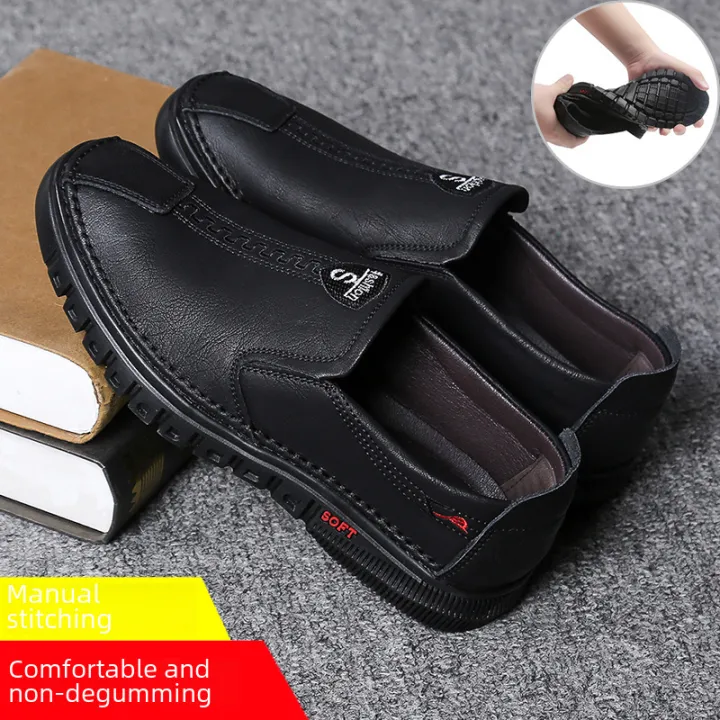 2023%20Spring%20and%20Autumn%20new%20men's%20leather%20shoes%20round%20toe%20slip-on%20soft%20bottom%20soft%20surface%20non-slip%20breathable%20work%20casual%20leather%20shoes%20-%20Image%204