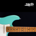 Jet Guitars JS 400 SFG HSS Roasted Maple Sea Foam Green w/ Gigbag. 