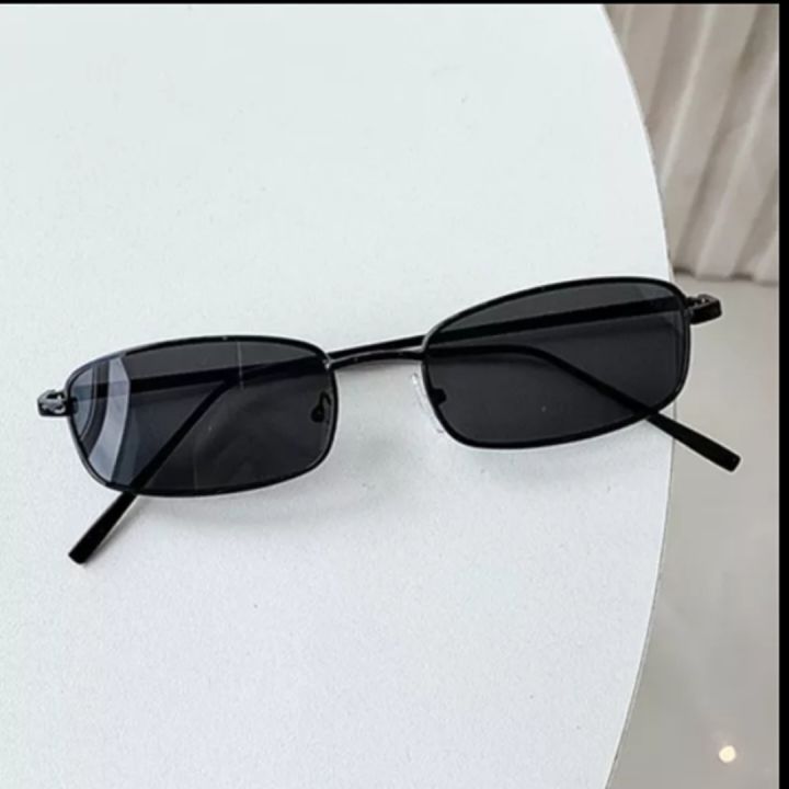Metal%20Frame%20Golden,%20Sliver%20&%20Black%20Frame%20%20New%20Fashion%20Style%20Sunglasses%20Square%20For%20Women%20&%20Men%20-%20Image%204