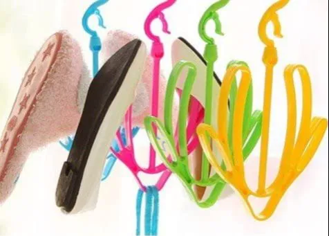 Plastic%20Hanging%20Double%20Hook%20Shoes%20Drying%20Rack%20-%20Image%206