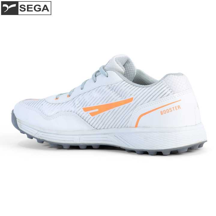 Sega%20Booster%20White%20Cricket%20Shoes%20For%20Men%20-%20Image%204