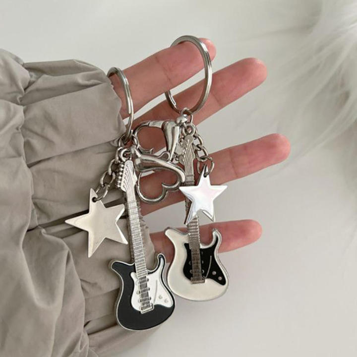 New style Cool Keychain Charming Female Trendy Pendant Star-shaped Guitar design Retro accessories for Daily wear Street fashion