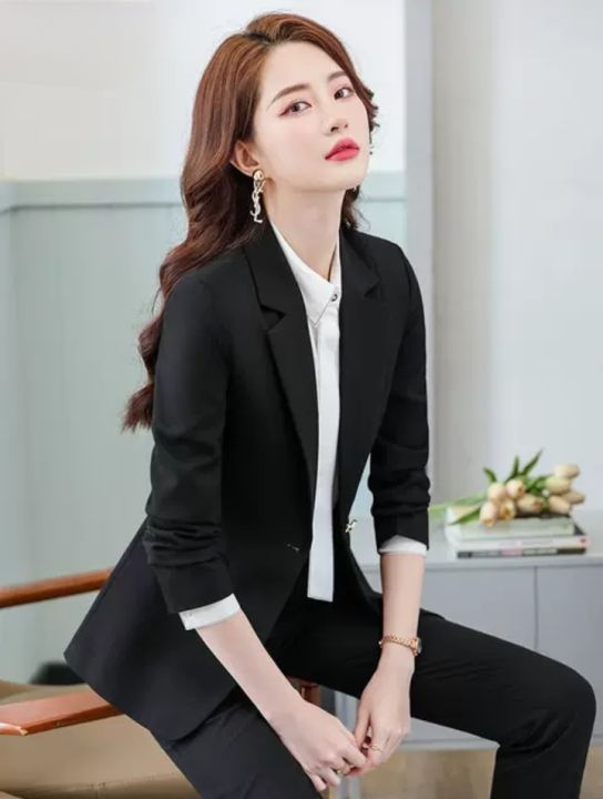 Boss%20Lady%20Single%20Button%20Classic%20Black%20Formal%20Coat%20and%20Pant%20Set%20For%20Women%20-%20Image%205