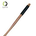 Stir the juice with a high temperature resistant Quorrae wooden spoon and honey spoon. 