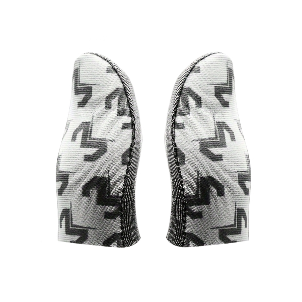 MEMO%20FS02%20Mobile%20Game%20Gloves%20For%20PUBG%20Breathable%20Finger%20Sleeve%20Sweatproof%20Fingertips%20Anti-slip%20Silver%20Fiber%20Gaming%20Cover%20-%20Image%202