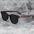 Vintage Sunglasses Retro Eyewear Polarized Sunglasses UV Protection. 