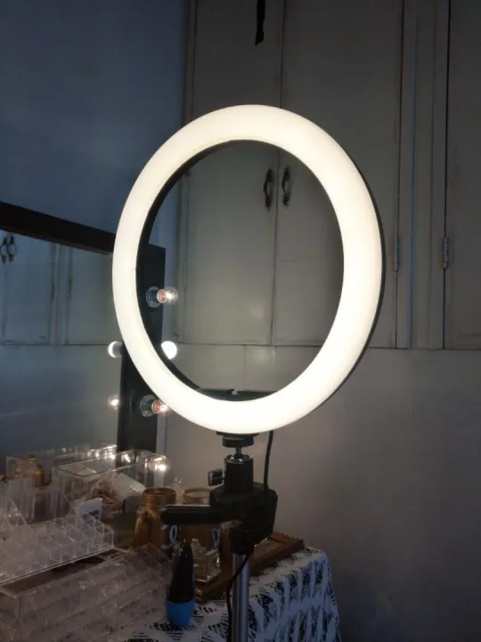 30Cm%20Selfie%20Led%20Ring%20Light%20With%207%20Fit%20Tripod%20Stand%20%7C%20Dimmable%203%20Light%20Modes%20-%20Image%204