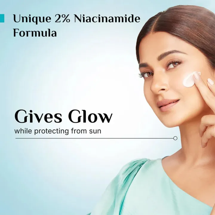 Pilgrim%202%25%20Niacinamide%20Glow%20Sunscreen%20Gel%20SPF%2050%20PA+++%2050%20gm%20-%20Image%203