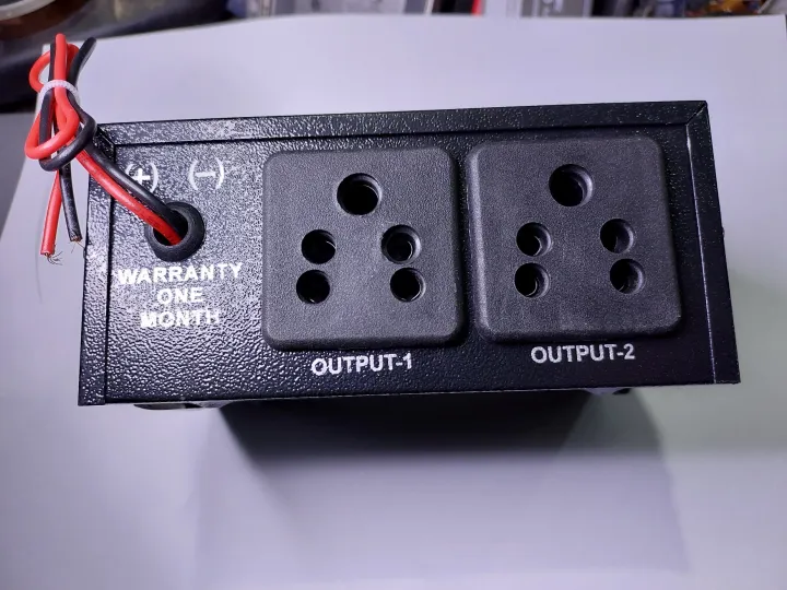 12V%20DC%20to%20220V%20AC%20100%20Watt%20Converter/%20Inverter%20for%20Home,%20Car,%20Solar%20Panel,%20Color%20TV,%20Mobile%20Charger,%20CFL%20-%20Image%203