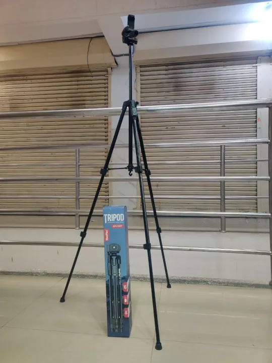 Neepho%20NP-3180S%20Professional%20Heavy%20Duty%20Aluminum%20Alloy%20Video%20Stand%20Tripod%20%20For%20DSLR,%20Camera,%20Mobile,%20Handy%20Cam%20-%20Image%202