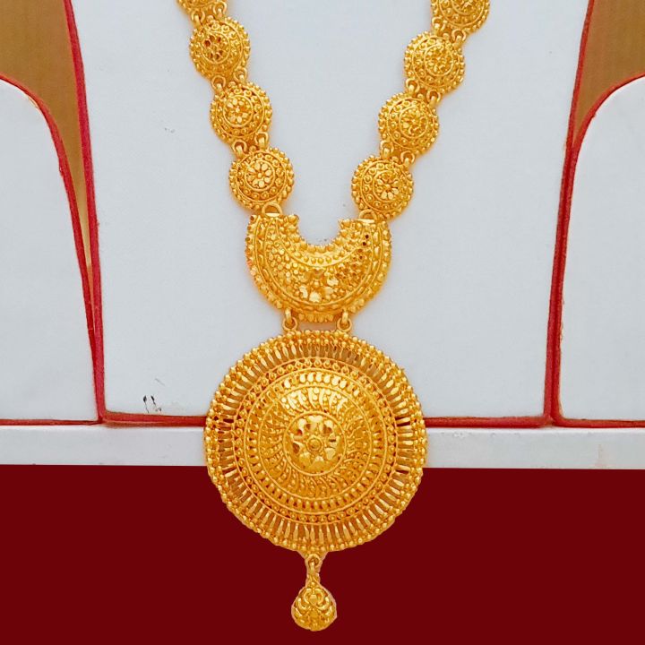 Elegant%20Gold-Plated%20Heavy%20Rani%20Haar%20%E2%80%93%20Traditional%20Nepali%20Bridal%20Jewelry%20for%20Weddings%20-%20Image%204