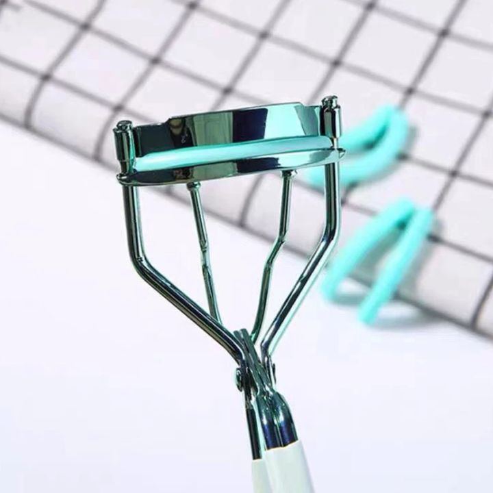 4Pcs%20Women's%20Fashion%20Refill%20Eyelash%20Curler%20Rubber%20Elastic%20Replacement%20Pad%20Silicone%20Gel%20Clip%20Pads%20Eye%20Makeup%20Tools%20-%20Image%204