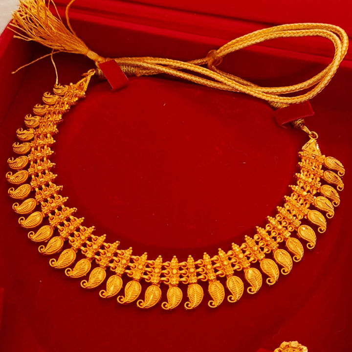 Gold%20Polished%20Necklace%20Bridal%20Haar%20For%20Partywear%20%7C%20Behuli%20Design%20Necklace%20Haar%20Gold%20Design%20Necklace%20For%20Wedding%20Partywear%20Necklace%20Gold%20Looks%20Necklace%20Big%20Size%20Necklace%20For%20Behuli%20New%20Design%20Necklace%20Design%20For%20Marriage%20Sano%20Haar%20Behuli%20Necklace%20-%20Image%204