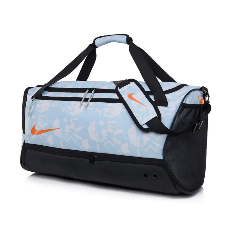 Hoops%20Elite%20Pro%20Sports%20Duffel%20Bag%20%E2%80%93%20Large%20Gym,%20Travel%20&%20Basketball%20Gear%20Carry%20Bag%20-%20Image%207